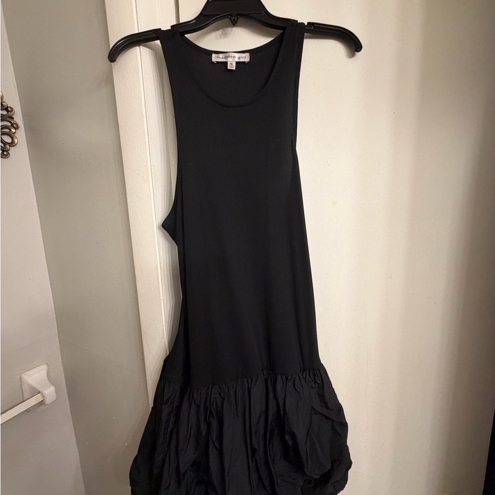 Madden Girl Black Sleeveless Bubble Hem Mini Dress